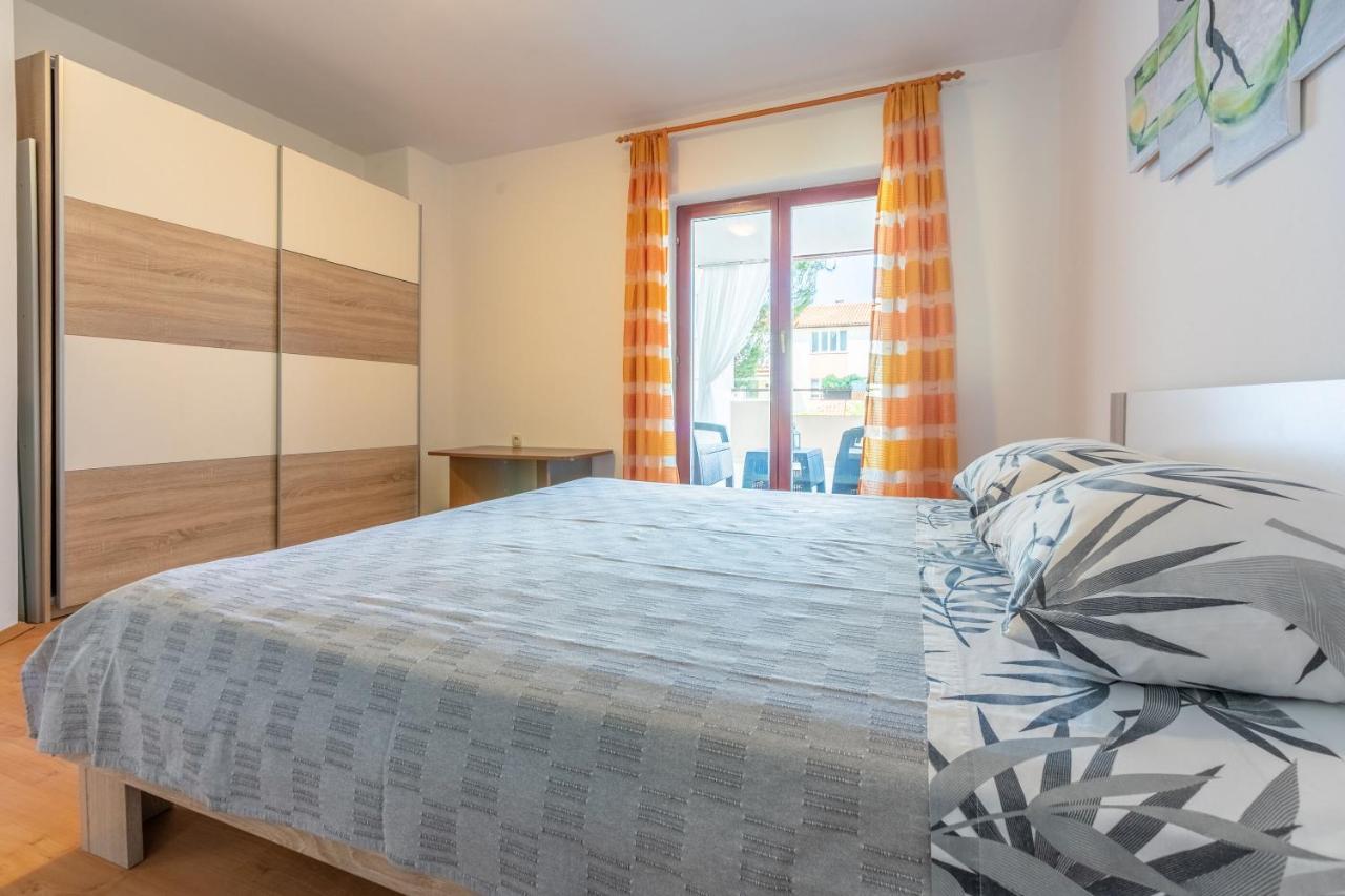 Apartments Armando Fazana Luaran gambar