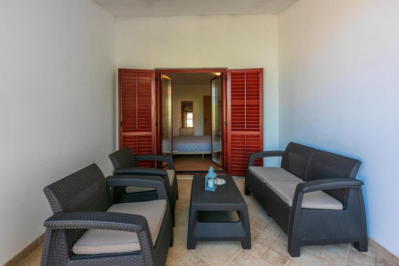 Apartments Armando Fazana Luaran gambar